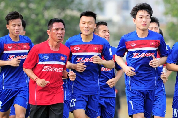 Lộ diện cặp tiền vệ trung tâm của ĐT Việt Nam