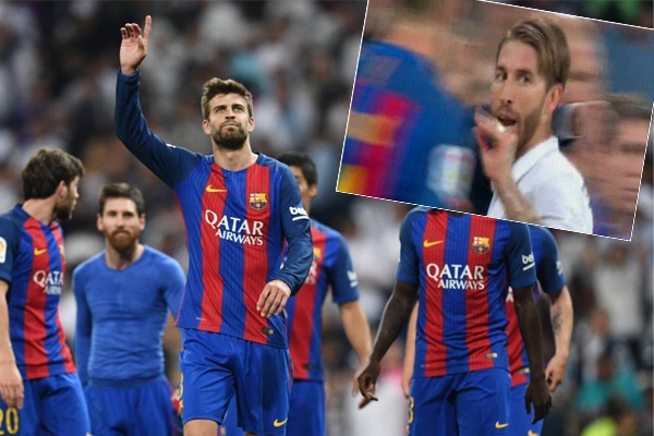 Pique xỉa xói Ramos sau tấm thẻ đỏ ở trận 'Siêu kinh điển'
