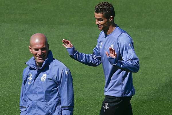 Bán kết C1: Người Real nói gì trước trận quyết đấu Atletico Madrid?