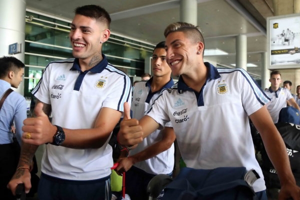 U20 Argentina gặp bất ngờ lớn khi vừa đặt chân tới VN