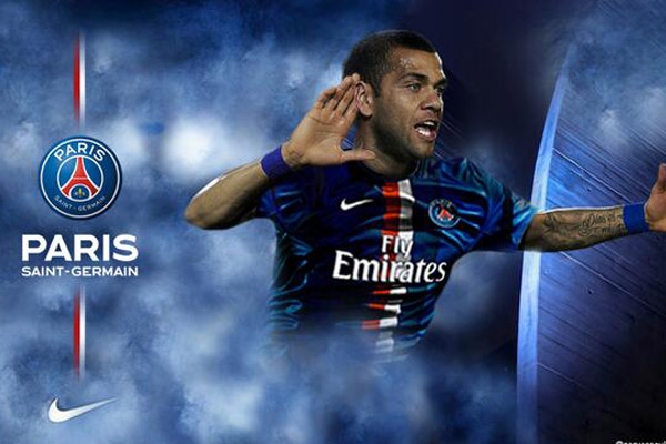 Dani Alves hủy kèo, chơi Man City vố đau