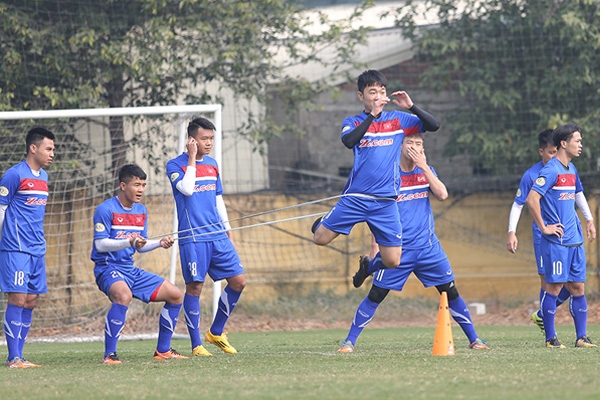Cầu thủ HAGL thừa nhận điểm yếu của U23 VN là ở hàng phòng ngự