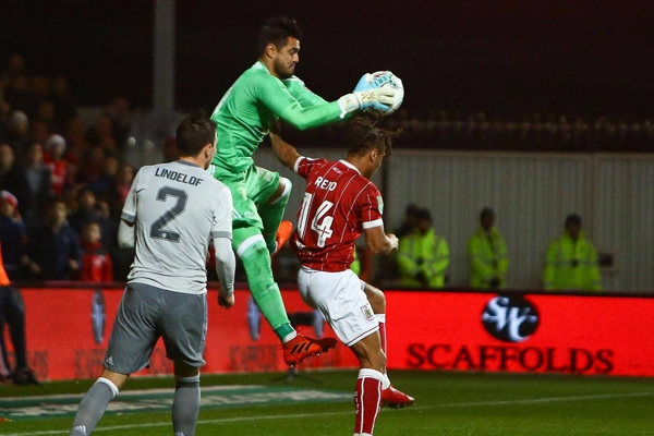 Chuyển nhượng 3/1: 'Số 2' MU đòi rời Old Trafford