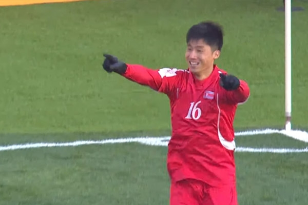 U23 Thái Lan và Malaysia đều nhận bàn thua chóng vánh