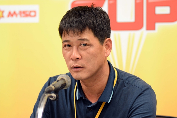 HLV U23 Triều Tiên chê hậu vệ U23 Thái Lan chậm chạp