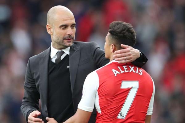 Sợ mất Sanchez vào tay MU, Man City lập tức họp khẩn