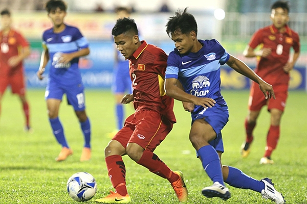 U19 Mito Hollyhock đè bẹp đội bóng Thái Lan