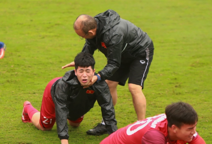 VIDEO: Những lần 'căng thẳng' của HLV Park với lứa U23 Việt Nam