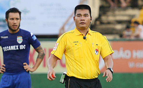 Trọng tài xin nghỉ vẫn được phân công bắt V-League