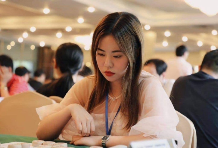 Hotgirl Việt Nam - Trung Quốc đại chiến chào mừng giải Kỳ Vương 2020