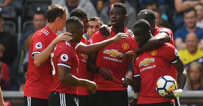 ManUtd - Leicester: Kẻ thăng hoa, người lo sợ