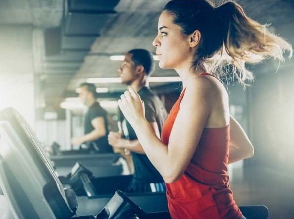 Nghiên cứu chỉ ra phụ nữ có thể sống 'khỏe mạnh' hơn đàn ông