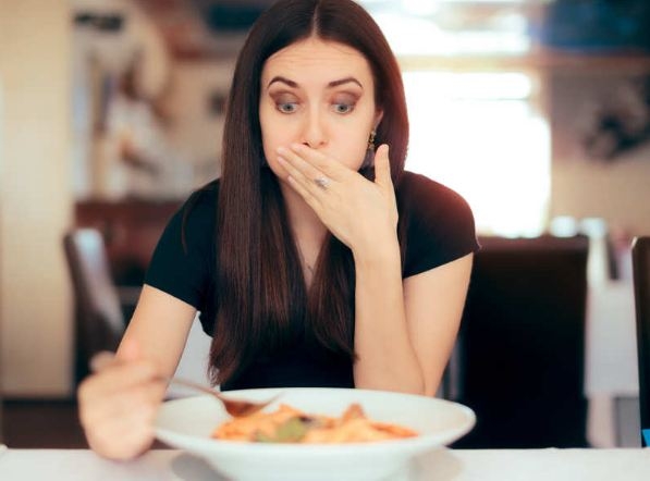 Cách kiểm soát việc 'ăn uống theo cảm xúc'