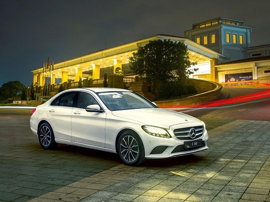 Mercedes C200 2020: Chi tiết giá lăn bánh, thông số & đánh giá xe