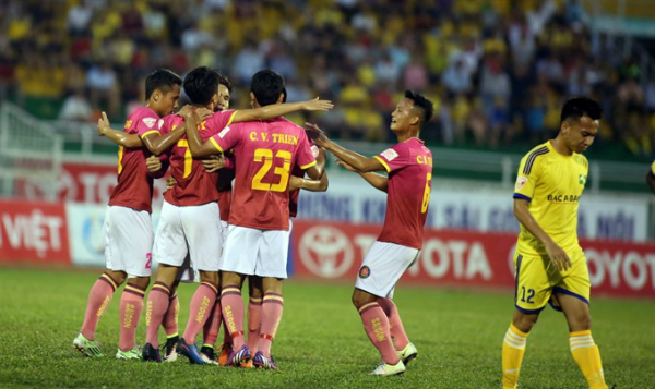 Đại chiến Sài Gòn vs SLNA: Sống còn vì suất trụ hạng