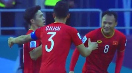 VIDEO: Công Phượng nhận thêm niềm vui đặc biệt nhân ngày sinh nhật