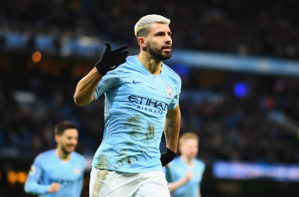 Arsenal thua đậm Man City sau cú hattrick của Aguero