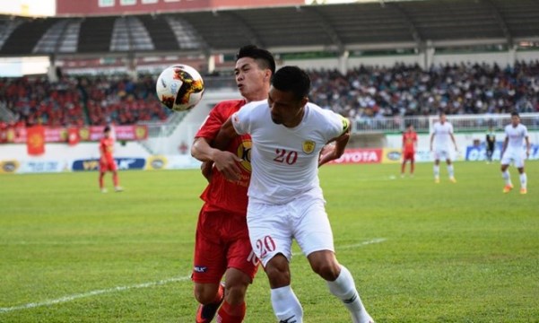 Highlights: HAGL 0-1 CLB TPHCM (Vòng 8 V-League 2017)