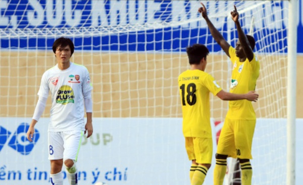 Highlights: Thanh Hóa 5-3 HAGL (Vòng 16 V-League 2017)