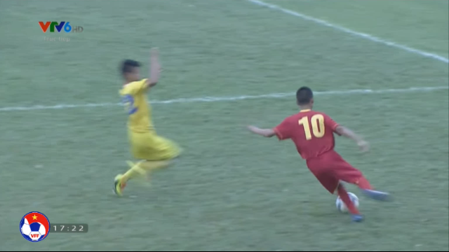Những pha vào bóng kinh hoàng của cầu thủ U15 SLNA vs U15 Viettel