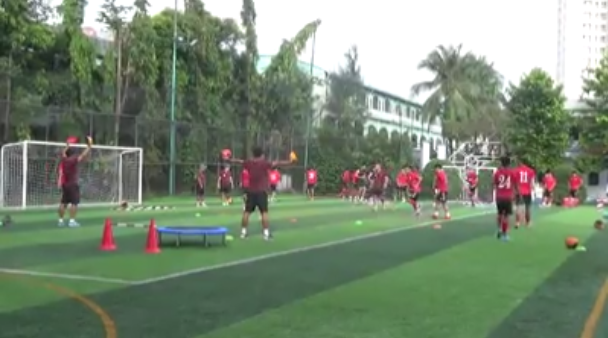 VIDEO: Chuyên gia Martin Forkle và bài tập khởi động dành cho cầu thủ CLB TPHCM