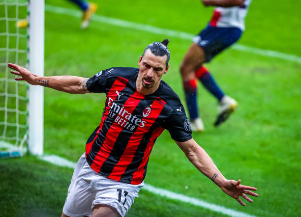 'Ông già gân' Ibrahimovic chính thức gia nhập CLB 500