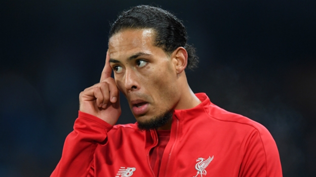 Fan phát cuồng vì pha phòng ngự thông minh của Van Dijk
