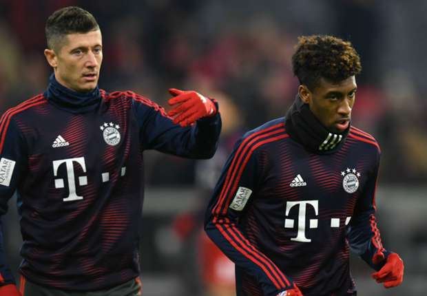 Nóng: Lewandowski đấm Coman trên sân tập