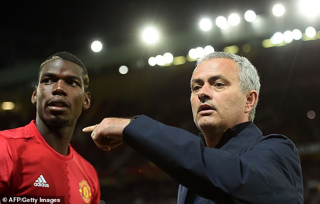 Mourinho 'phá đám', Pogba vỡ mộng đến Real?