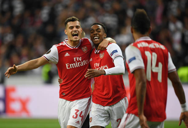 Aubameyang cùng hàng công rực sáng, Arsenal giành trọn 3 điểm
