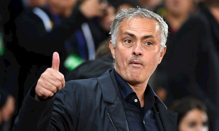 Mourinho sắp tái xuất, vực dậy 'con tàu đắm' tại Ngoại hạng Anh