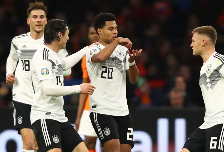 Hòa Argentina, 'hung thần Tottenham' đi vào lịch sử bóng đá Đức 