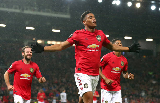 Mưa bàn thắng tại Old Trafford, MU chính thức vào vòng knock-out