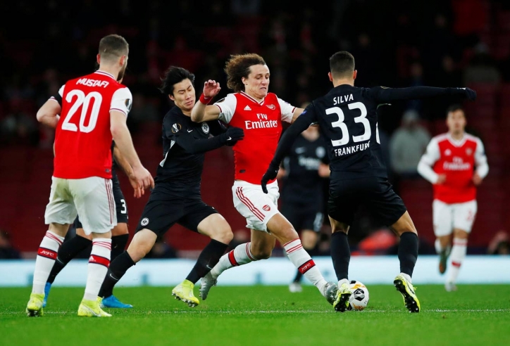 Arsenal đứng trước nguy cơ bị loại sau trận thua thất vọng 