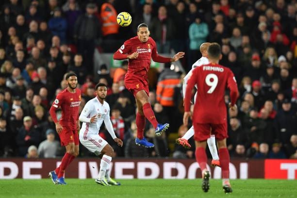 Bảng xếp hạng Ngoại hạng Anh vòng 21: MU, Tottenham lỡ cơ hội áp sát top 4