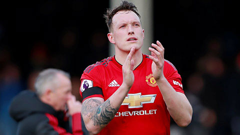 Chuyển nhượng tối 15/3: Rời MU, Phil Jones có bến đỗ mới?