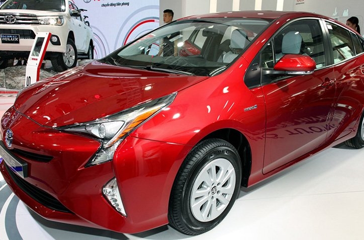 Ô tô hybrid tại Việt Nam: Giữa muôn trùng khó