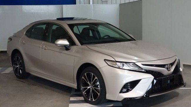 Toyota Camry 2018 cho thị trường Trung Quốc lộ diện