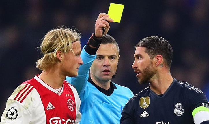 Sergio Ramos nhận án phạt nặng vì cố ý nhận thẻ vàng