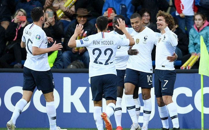 Pháp vươn lên dẫn đầu bảng tại vòng loại Euro 2020