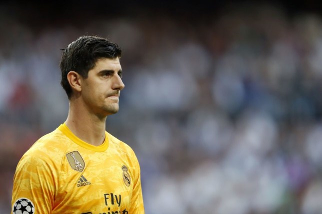 Tại sao Courtois bị thay ra chỉ sau 45 phút?