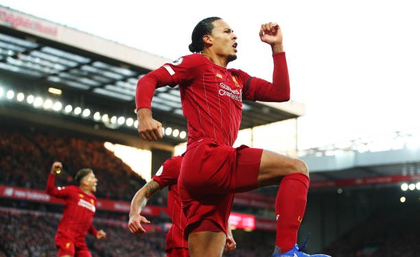 Liverpool tiếp tục 'vô đối' Ngoại hạng Anh sau chiến thắng kịch tính
