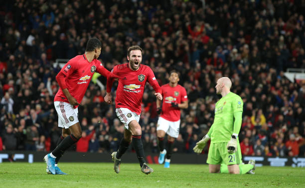 Khuất phục 'Bầy sói', MU giành vé đi tiếp tại FA Cup