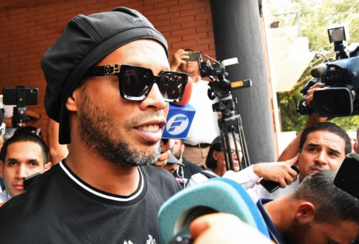 Ronaldinho bị đồng đội cũ vạch trần 'thói hư tật xấu'