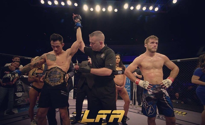 Võ sĩ gốc Việt hạ knock-out đối thủ, giành đai vô địch MMA thế giới