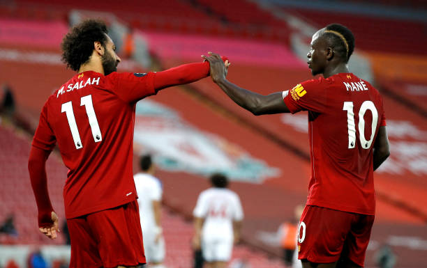 Salah nổ súng, Liverpool chạm 1 tay vào chức vô địch Ngoại hạng Anh