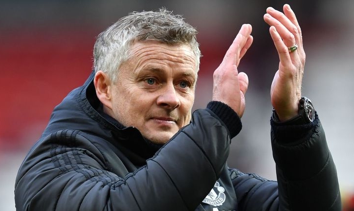 HLV Solskjaer tiết lộ về ngân sách 'mua sắm' của MU