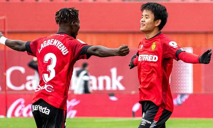 VIDEO: 'Messi Nhật Bản' ghi bàn từ cự ly bất khả thi