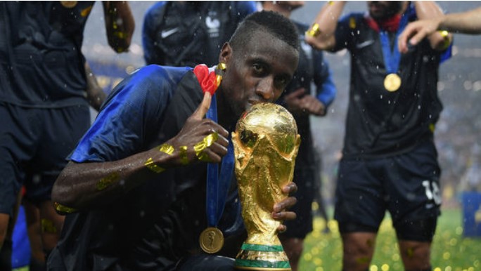 Nhà vô địch World Cup gia nhập đội bóng của Lee Nguyễn