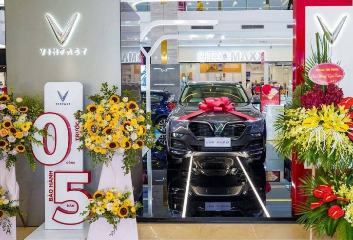 VinFast xác lập kỷ lục đồng khai trương 27 showroom 1 ngày